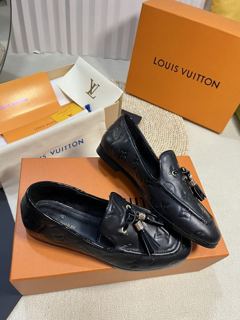 Louis Vuitton Low Shoes